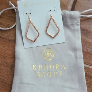 Kendra Scott Sophia drop earrings small